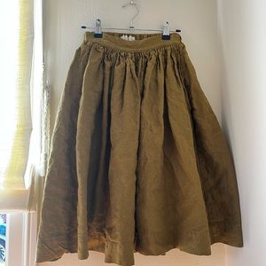 Not Perfect Linen 1950s city skirt in Olive
